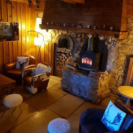Lodge Hotel 莱鲁斯 外观 照片